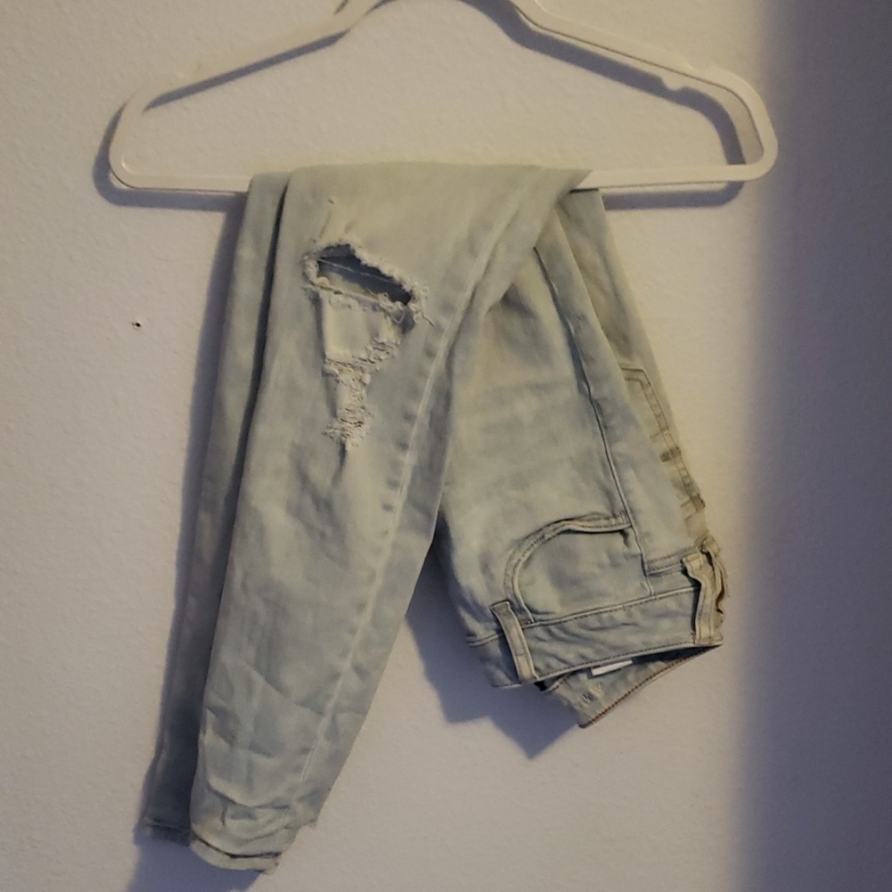 Light wash ripped jeans